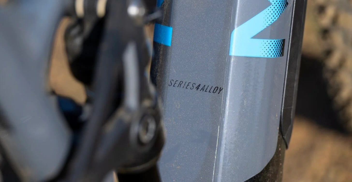 Bicicleta Eléctrica Doble suspensión Rift Zone E