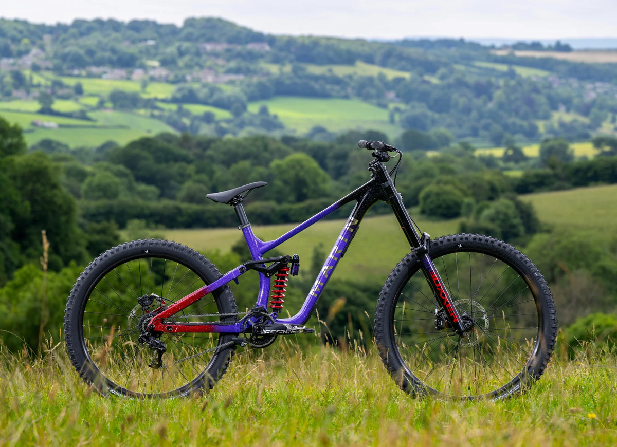 Bicicleta DH Downhill  Quake 2027 PREVENTA