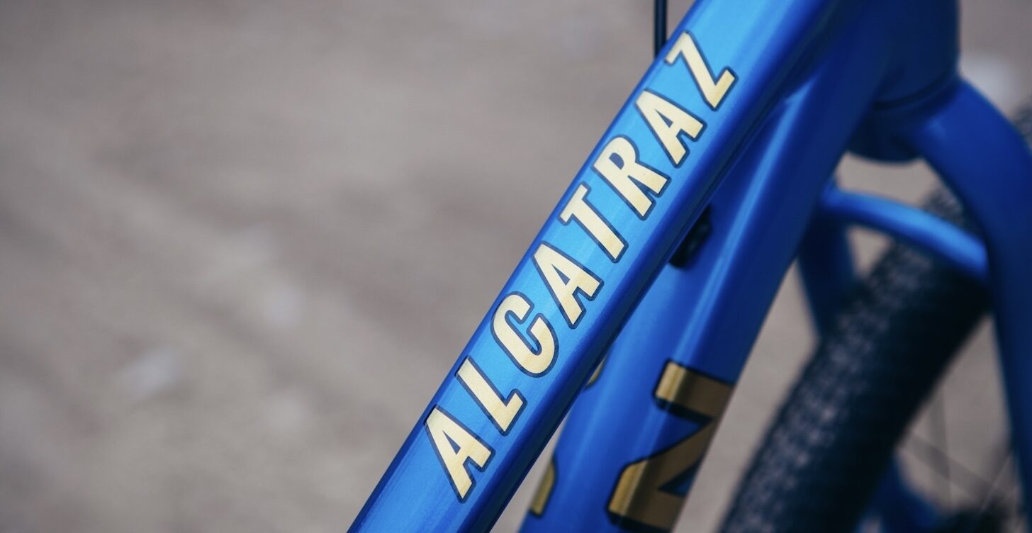 Bicicleta Dirt Alcatraz 1 Aro 26
